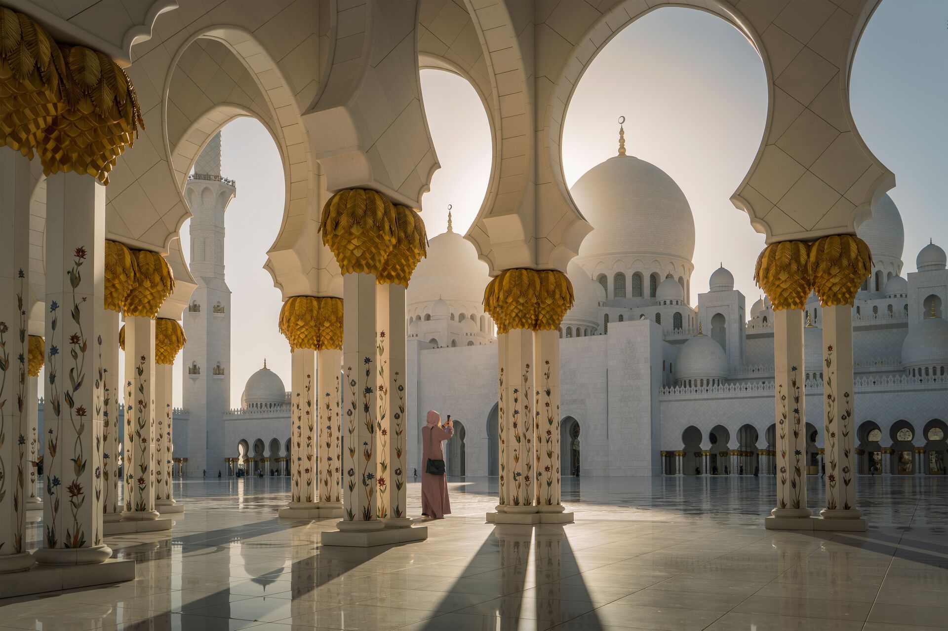 Die Vielfalt der Emirate - Rundreise durch Abu Dhabi, Al Ain und Dubai
